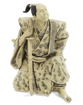 Samurajská figúrka