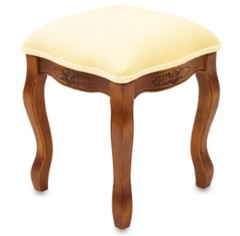 Farebná dubová stolička